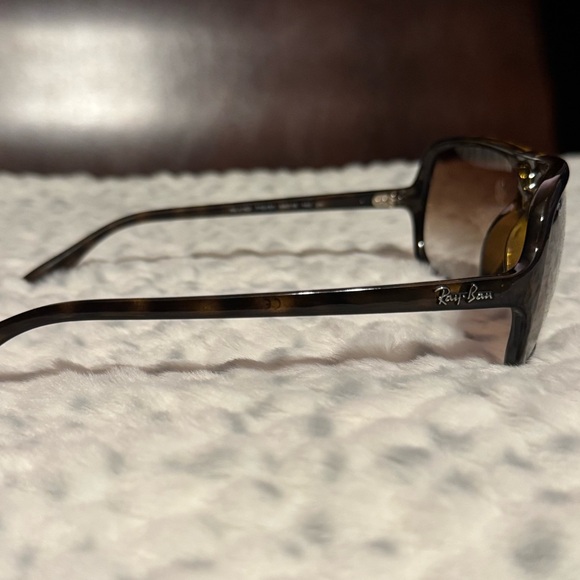 Brand New! - Ray Ban RB4162 Aviator Havana Brown sunglasses - Picture 4 of 9